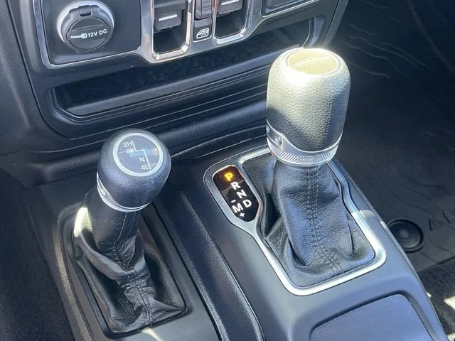 2021 Jeep JT Gladiator - Image 14 of 20