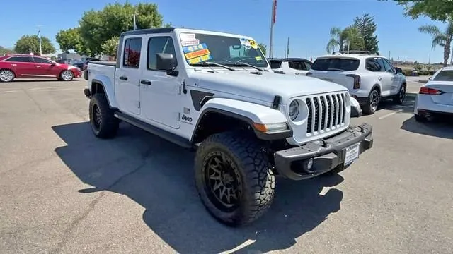 2021 Jeep Gladiator Sport