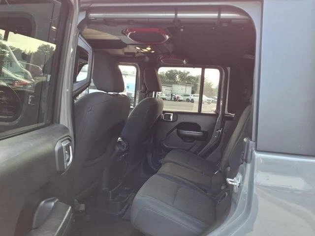2021 Jeep JT Gladiator - Image 16 of 18