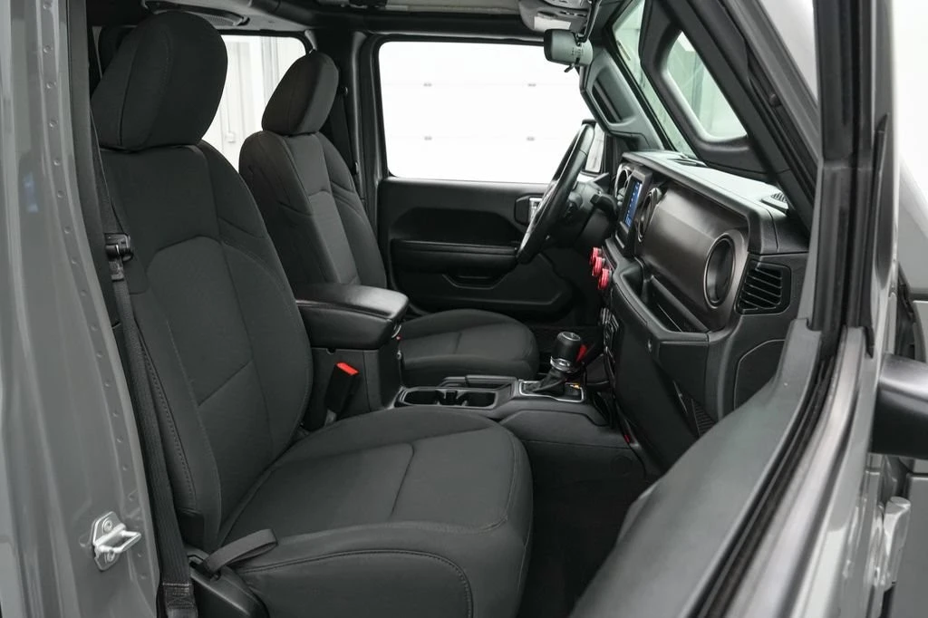 2021 Jeep JT Gladiator - Image 23 of 26