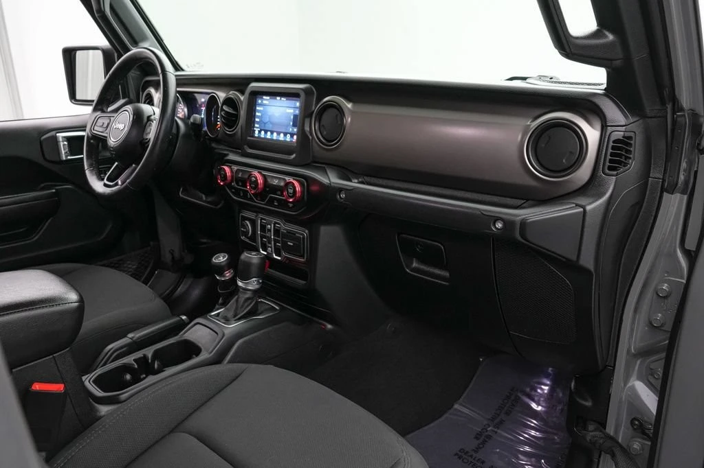 2021 Jeep JT Gladiator - Image 24 of 26