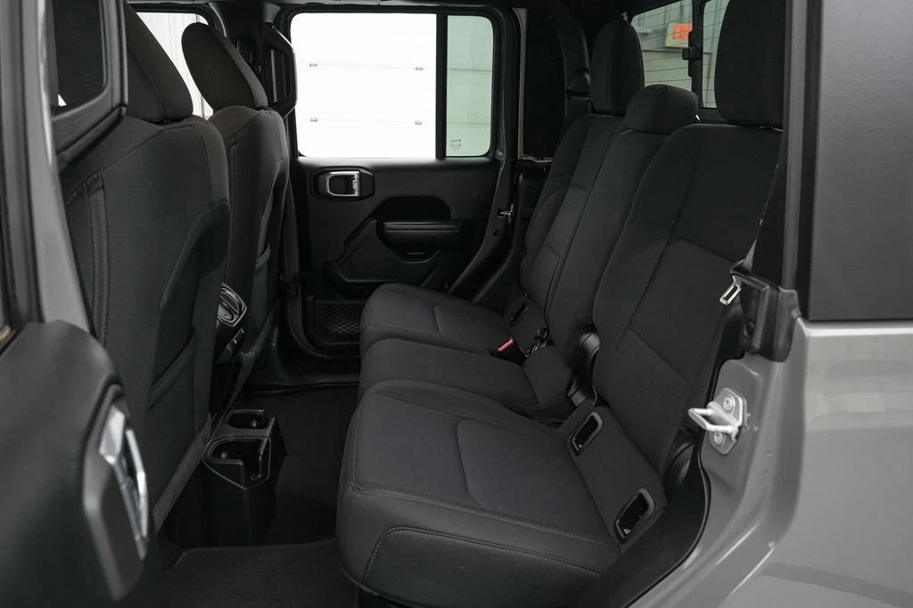 2021 Jeep JT Gladiator - Image 21 of 26