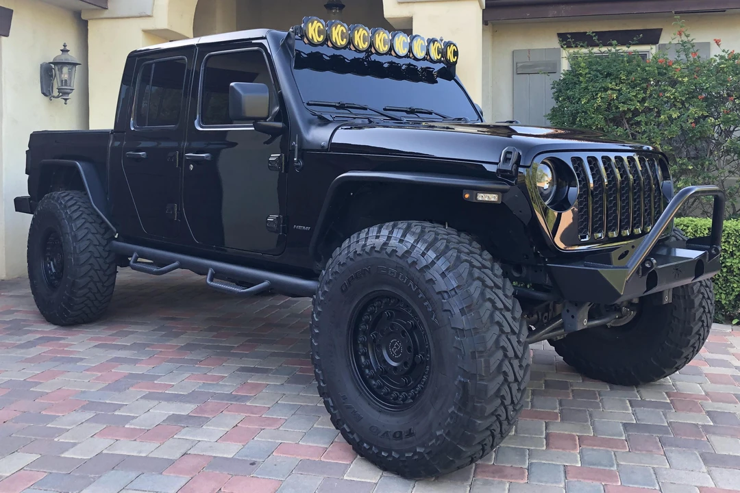 2021 Jeep JT Gladiator - Image 1 of 31