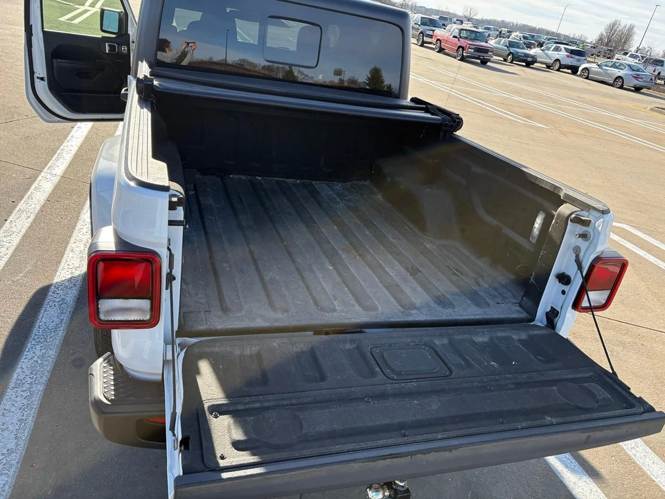 2021 Jeep JT Gladiator - Image 28 of 31