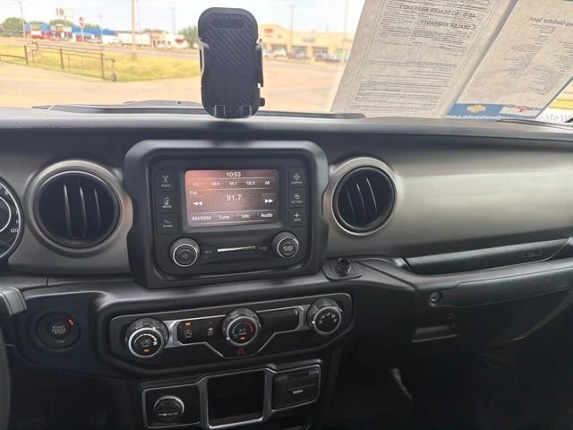 2021 Jeep JT Gladiator - Image 13 of 17