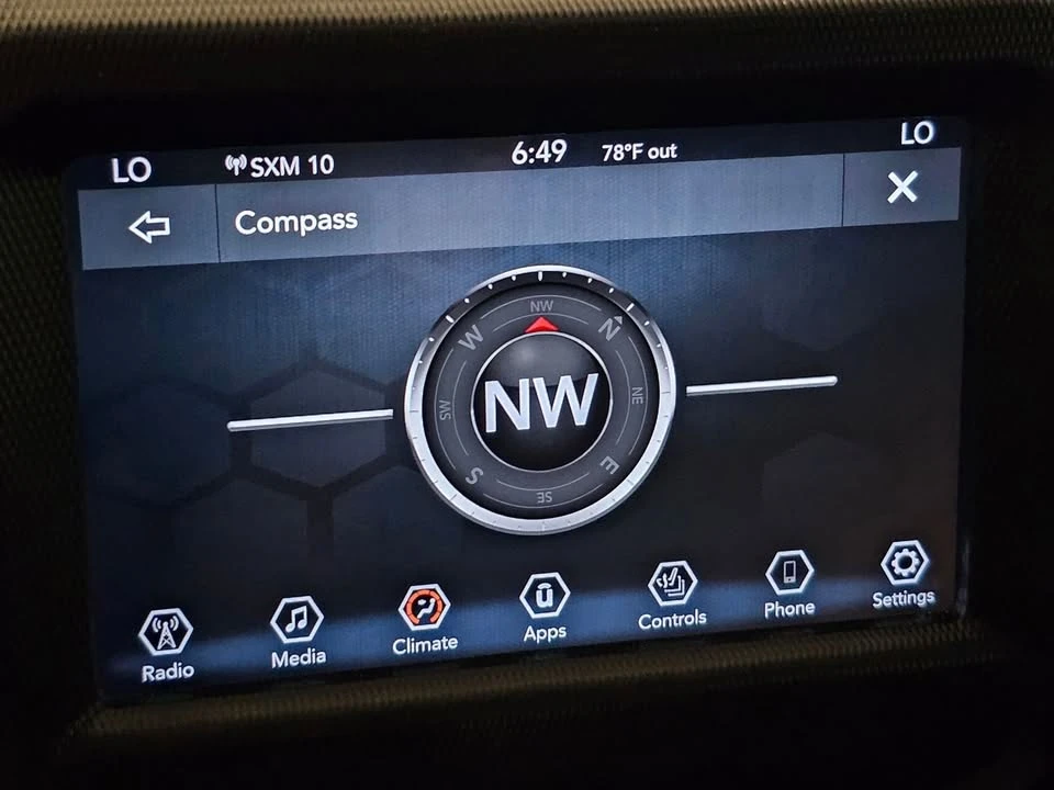 2021 Jeep JT Gladiator - Image 16 of 20