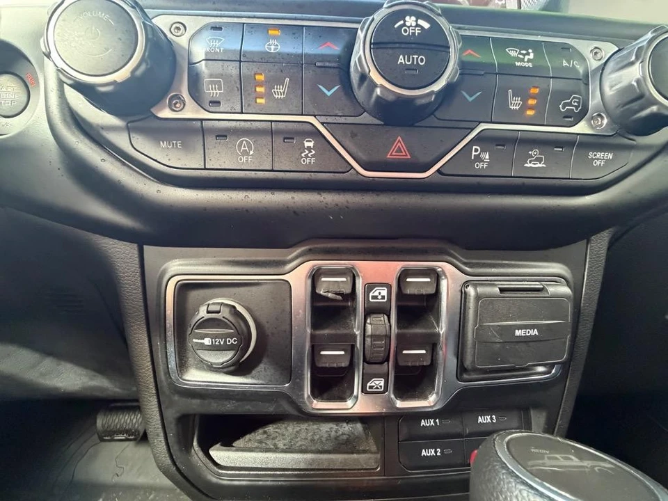 2021 Jeep JT Gladiator - Image 18 of 21
