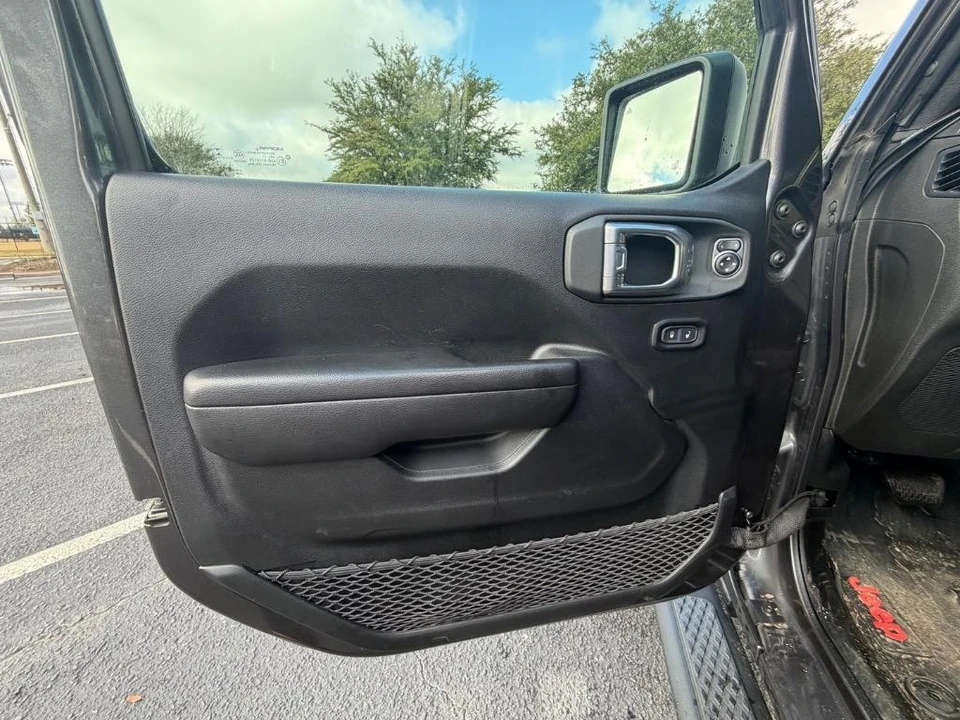 2021 Jeep - Image 6 of 31