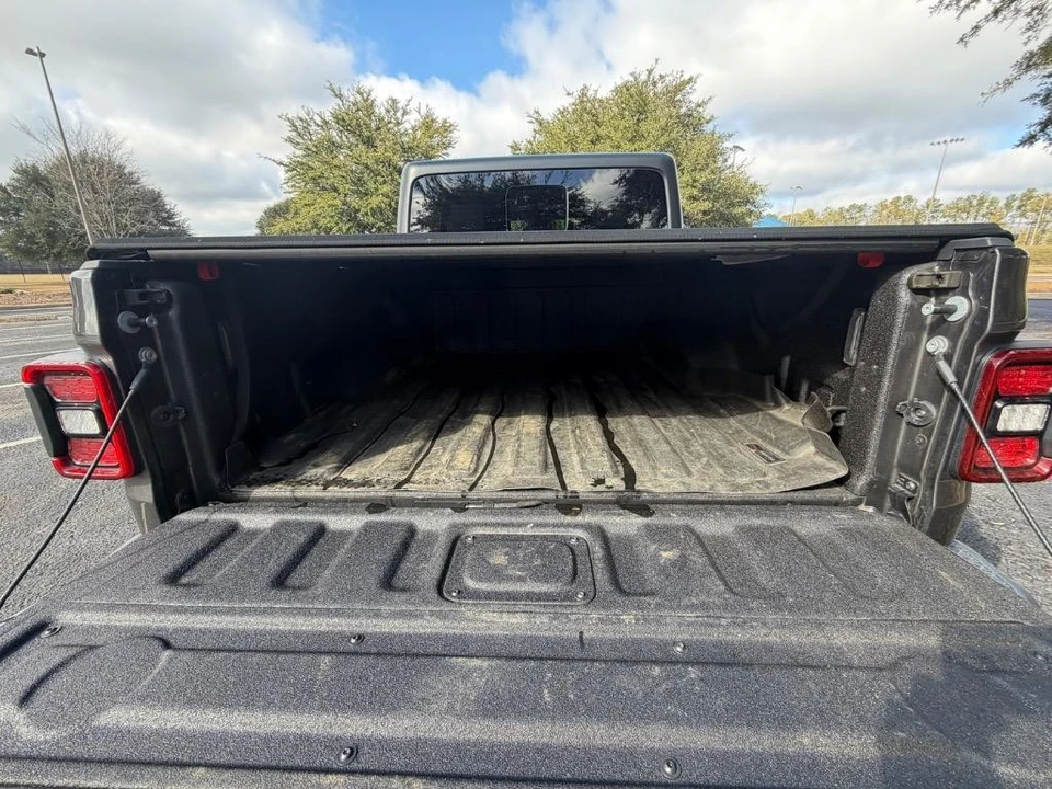 2021 Jeep - Image 30 of 31
