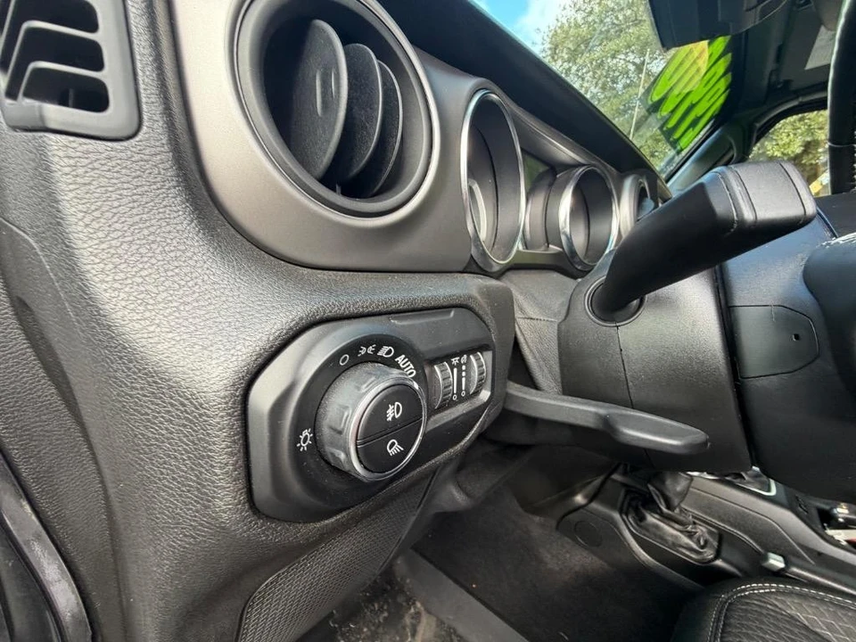 2021 Jeep JT Gladiator - Image 11 of 21