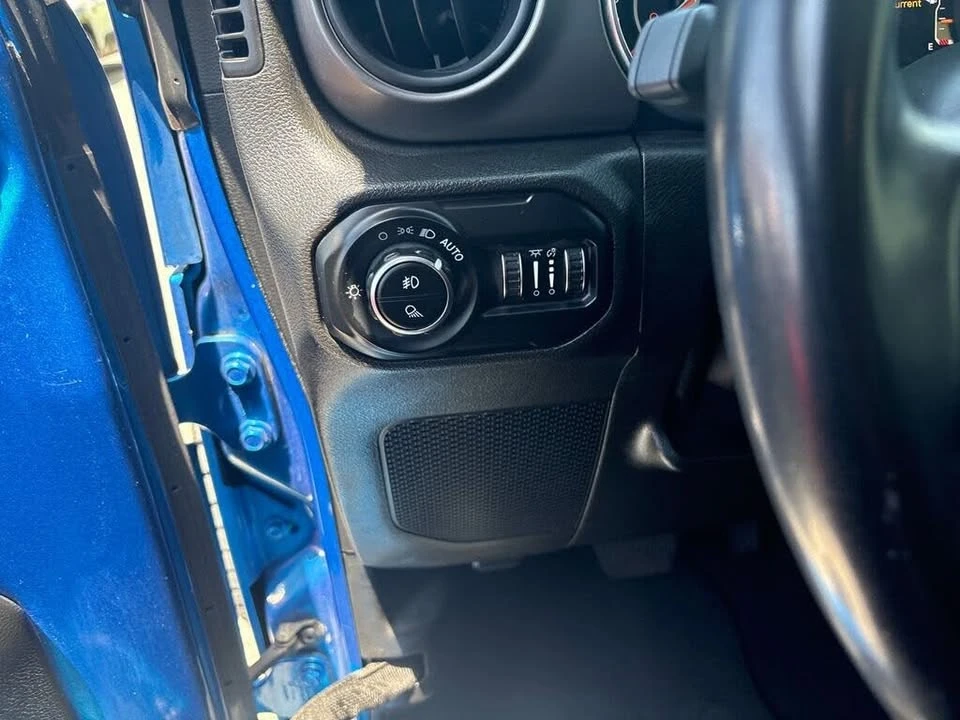 2021 Jeep JT Gladiator - Image 12 of 16