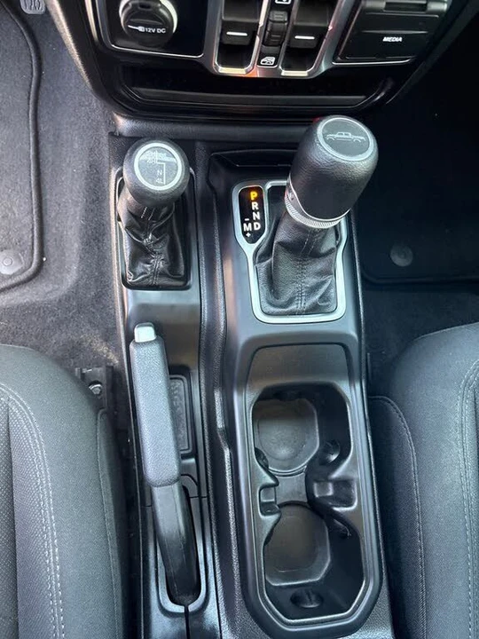2021 Jeep JT Gladiator - Image 9 of 16