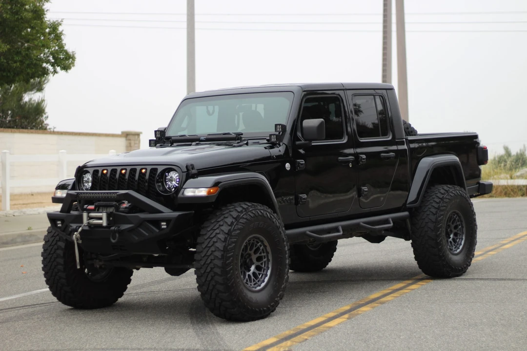 2021 Jeep JT Gladiator - Image 2 of 31