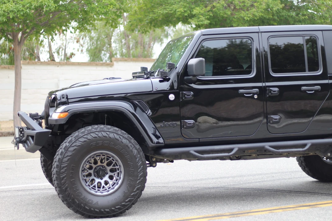 2021 Jeep JT Gladiator - Image 18 of 31