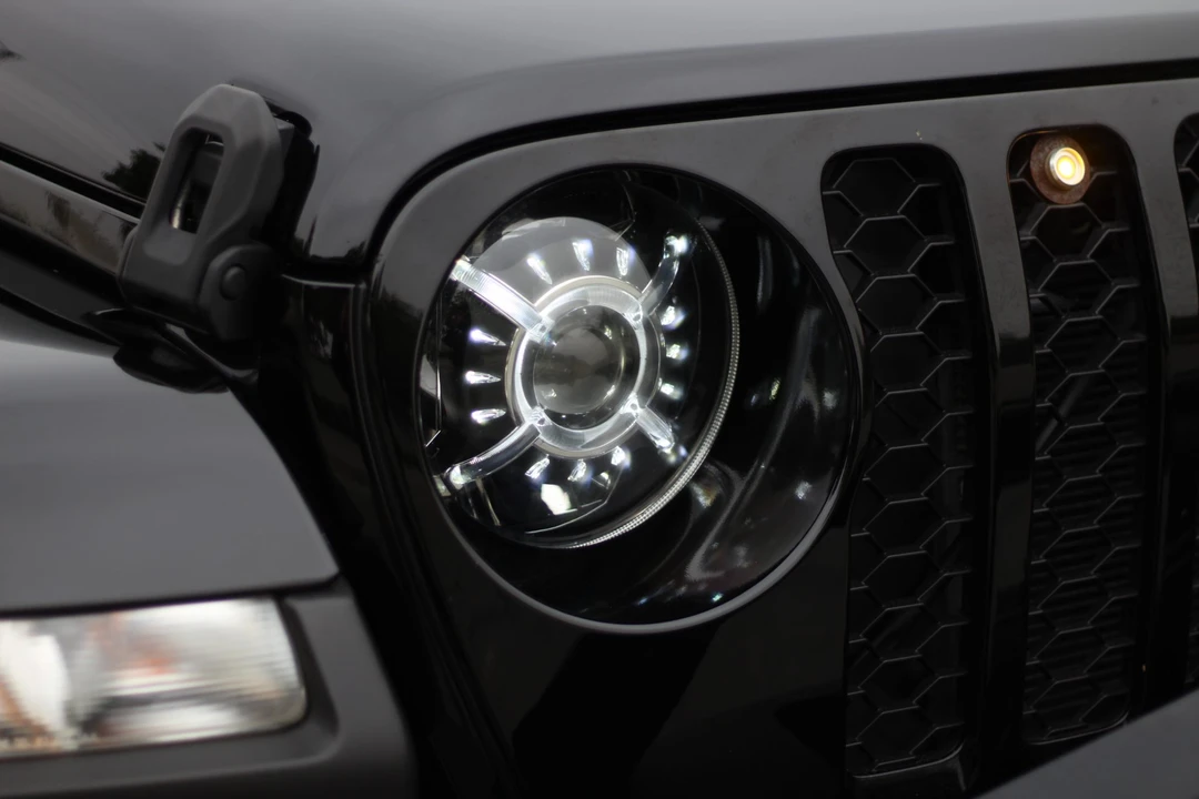 2021 Jeep JT Gladiator - Image 30 of 31