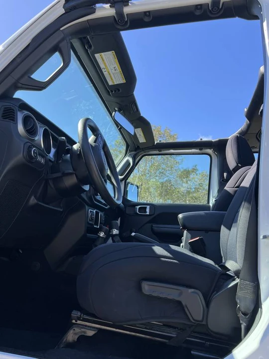 2021 Jeep JT Gladiator - Image 9 of 19