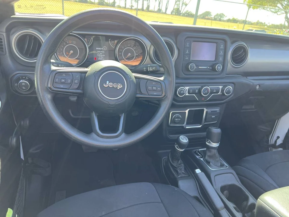 2021 Jeep JT Gladiator - Image 12 of 19
