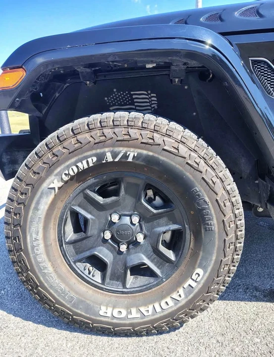 2021 Jeep JT Gladiator - Image 10 of 12