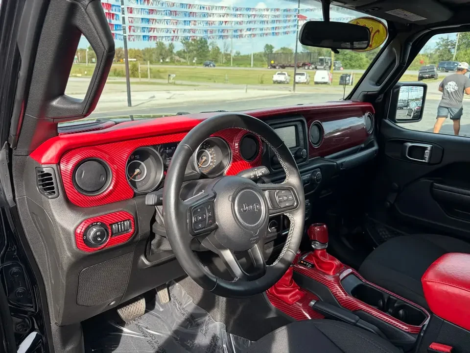 2021 Jeep JT Gladiator - Image 11 of 20