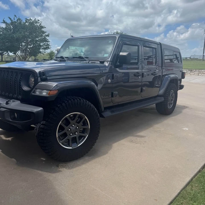 2021 Jeep JT Gladiator - Image 2 of 5