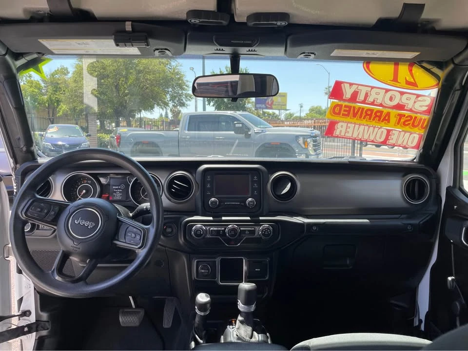2021 Jeep JT Gladiator - Image 13 of 19
