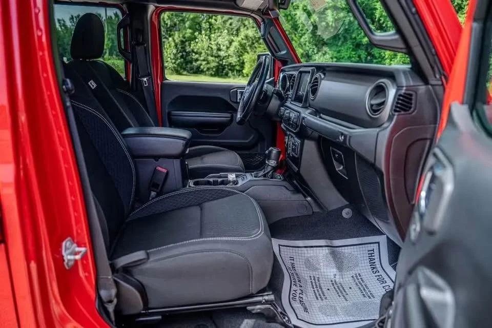 2021 Jeep JT Gladiator - Image 14 of 18