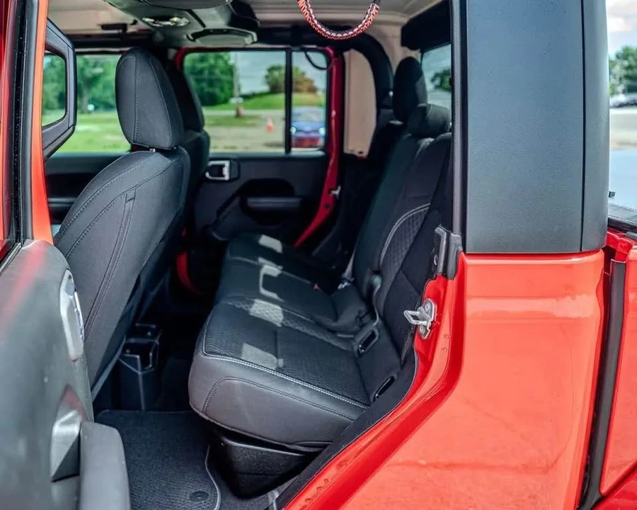 2021 Jeep JT Gladiator - Image 16 of 18