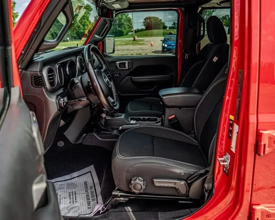 2021 Jeep JT Gladiator - Image 15 of 18