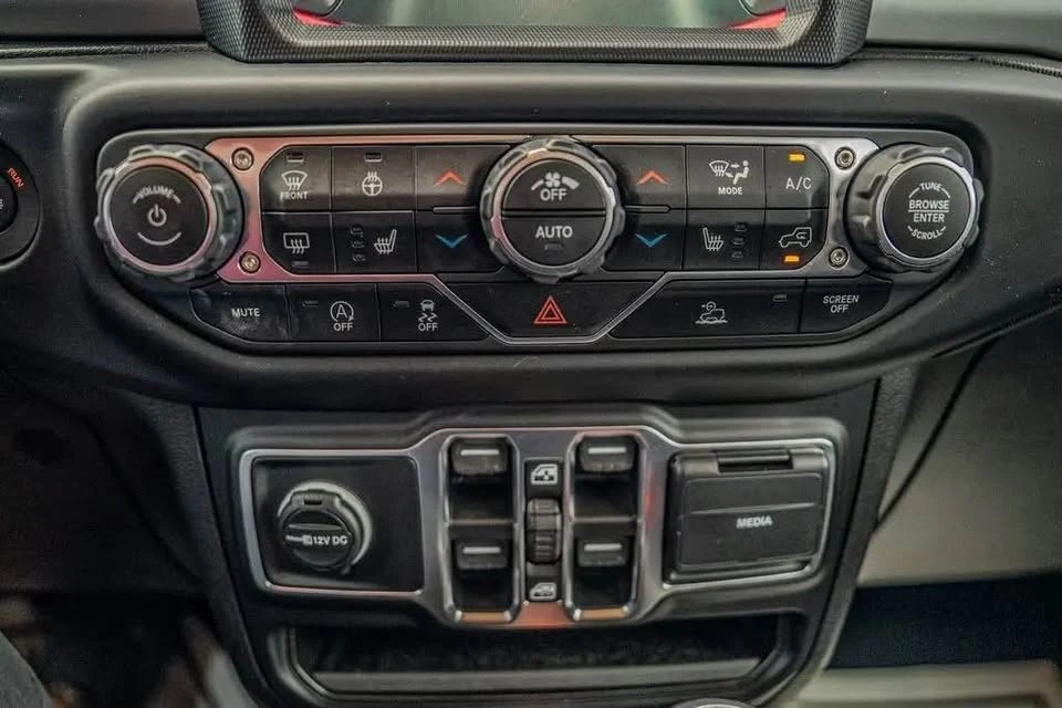 2021 Jeep JT Gladiator - Image 12 of 18