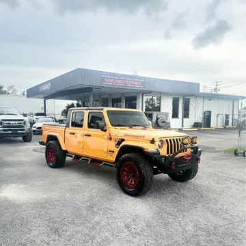 2021 Jeep Gladiator Sport Pickup 4D 5 ft