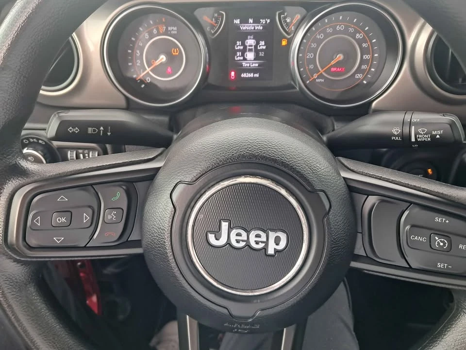 2021 Jeep JT Gladiator - Image 12 of 13