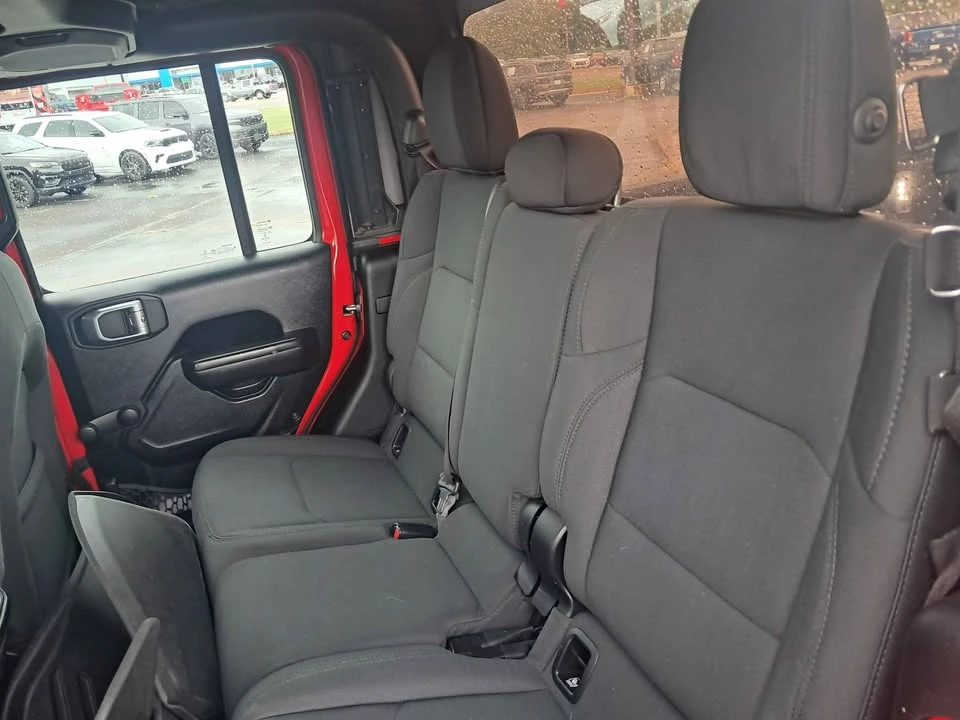 2021 Jeep JT Gladiator - Image 9 of 13