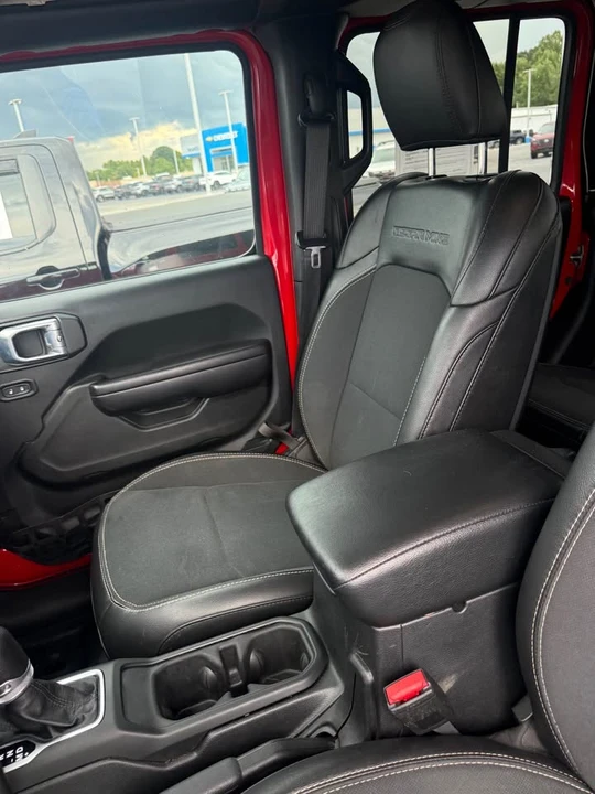 2021 Jeep JT Gladiator - Image 9 of 10