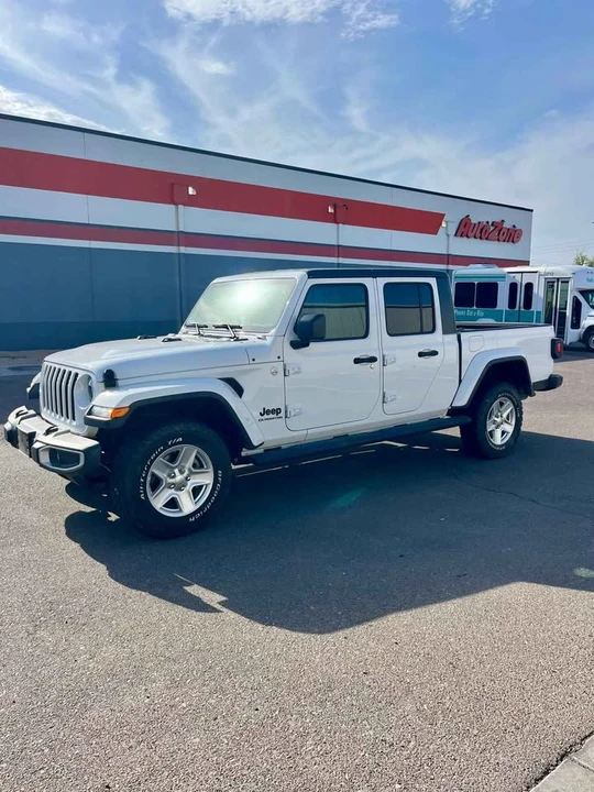 2021 Jeep JT Gladiator - Image 2 of 19
