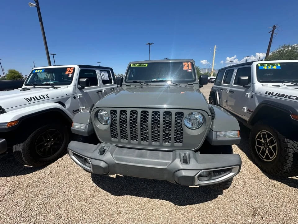 2021 Jeep JT Gladiator - Image 2 of 9