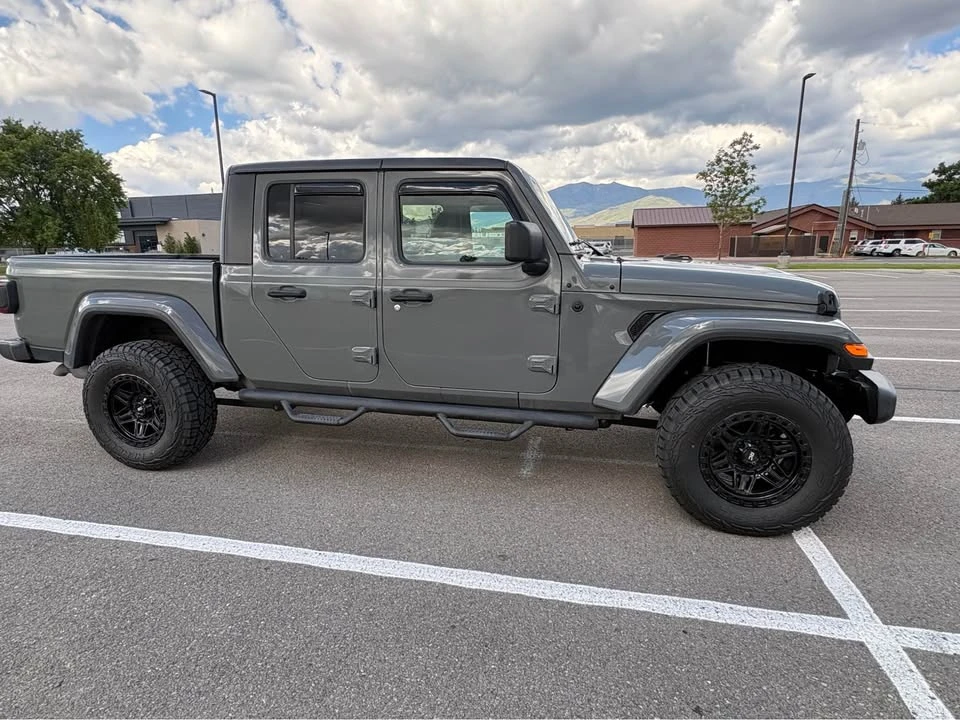 2021 Jeep JT Gladiator - Image 3 of 9