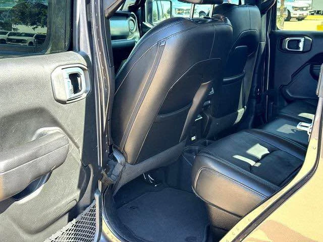 2021 Jeep JT Gladiator - Image 17 of 18