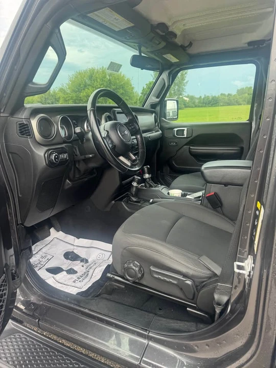2021 Jeep JT Gladiator - Image 10 of 13