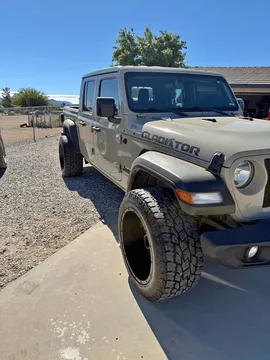 2021 Jeep Gladiator Sport Pickup 4D 5 ft