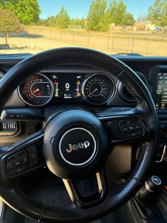 2021 Jeep JT Gladiator - Image 9 of 10