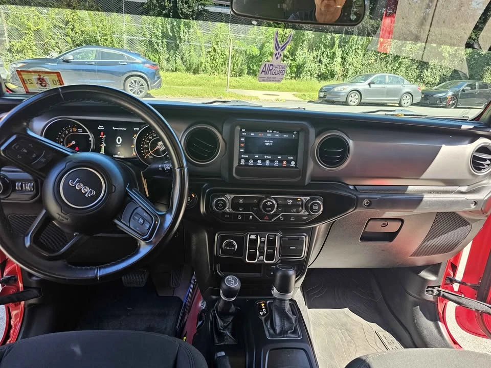 2021 Jeep JT Gladiator - Image 18 of 20