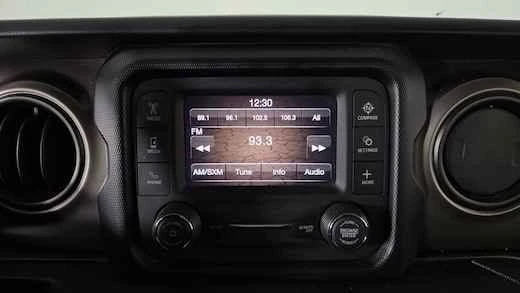 2021 Jeep JT Gladiator - Image 14 of 20