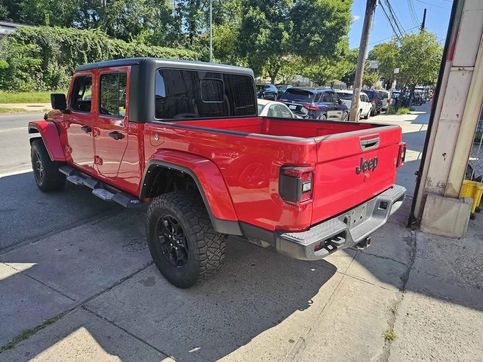 2021 Jeep JT Gladiator - Image 9 of 20