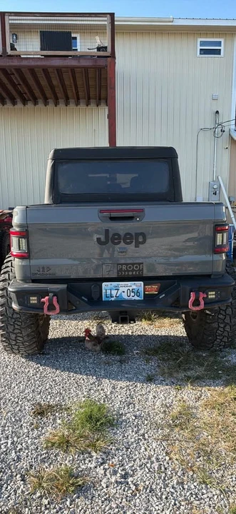 2021 Jeep JT Gladiator - Image 2 of 10