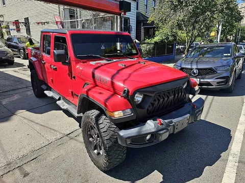 2021 Jeep Gladiator Sport Pickup 4D 5 ft