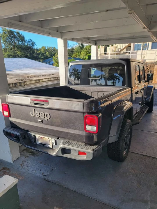 2021 Jeep JT Gladiator - Image 2 of 4