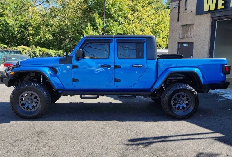 2021 Jeep JT Gladiator - Image 2 of 12