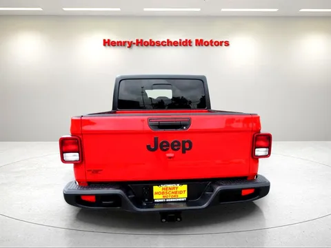 2021 Jeep JT Gladiator - Image 3 of 21