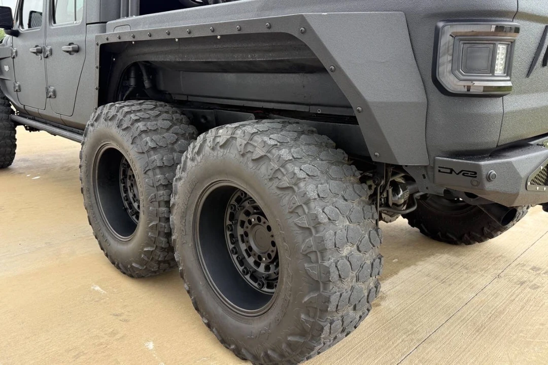 2021 Jeep JT Gladiator - Image 7 of 23
