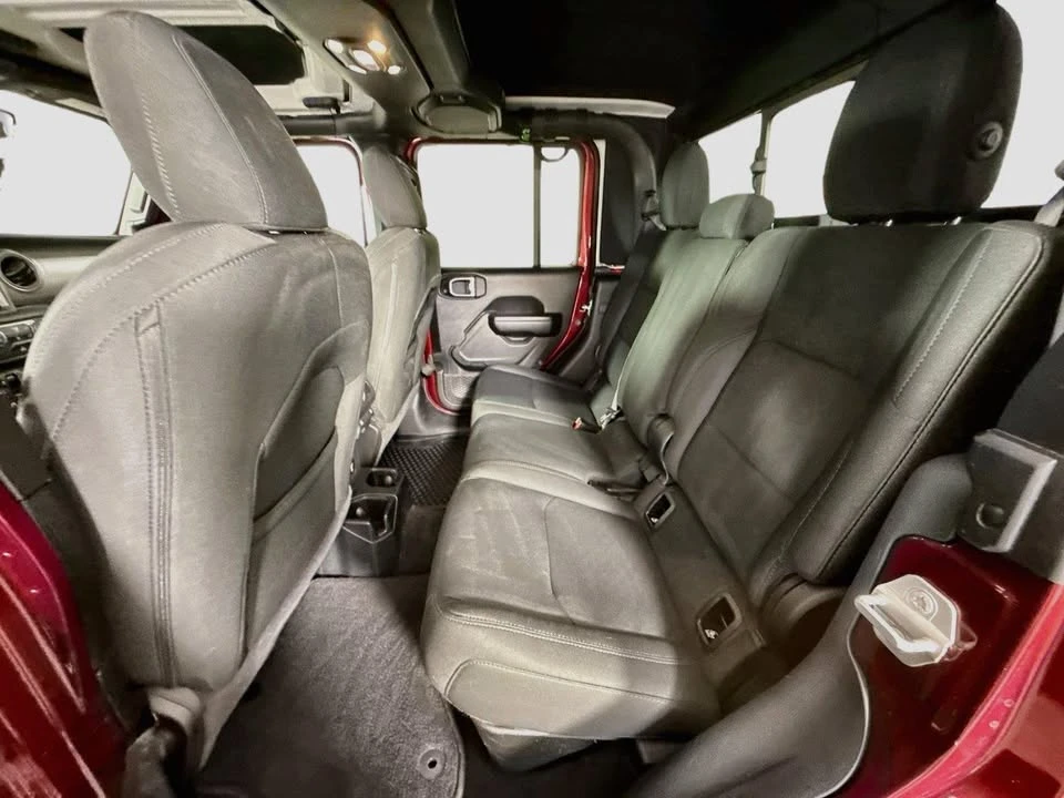 2021 Jeep JT Gladiator - Image 17 of 20